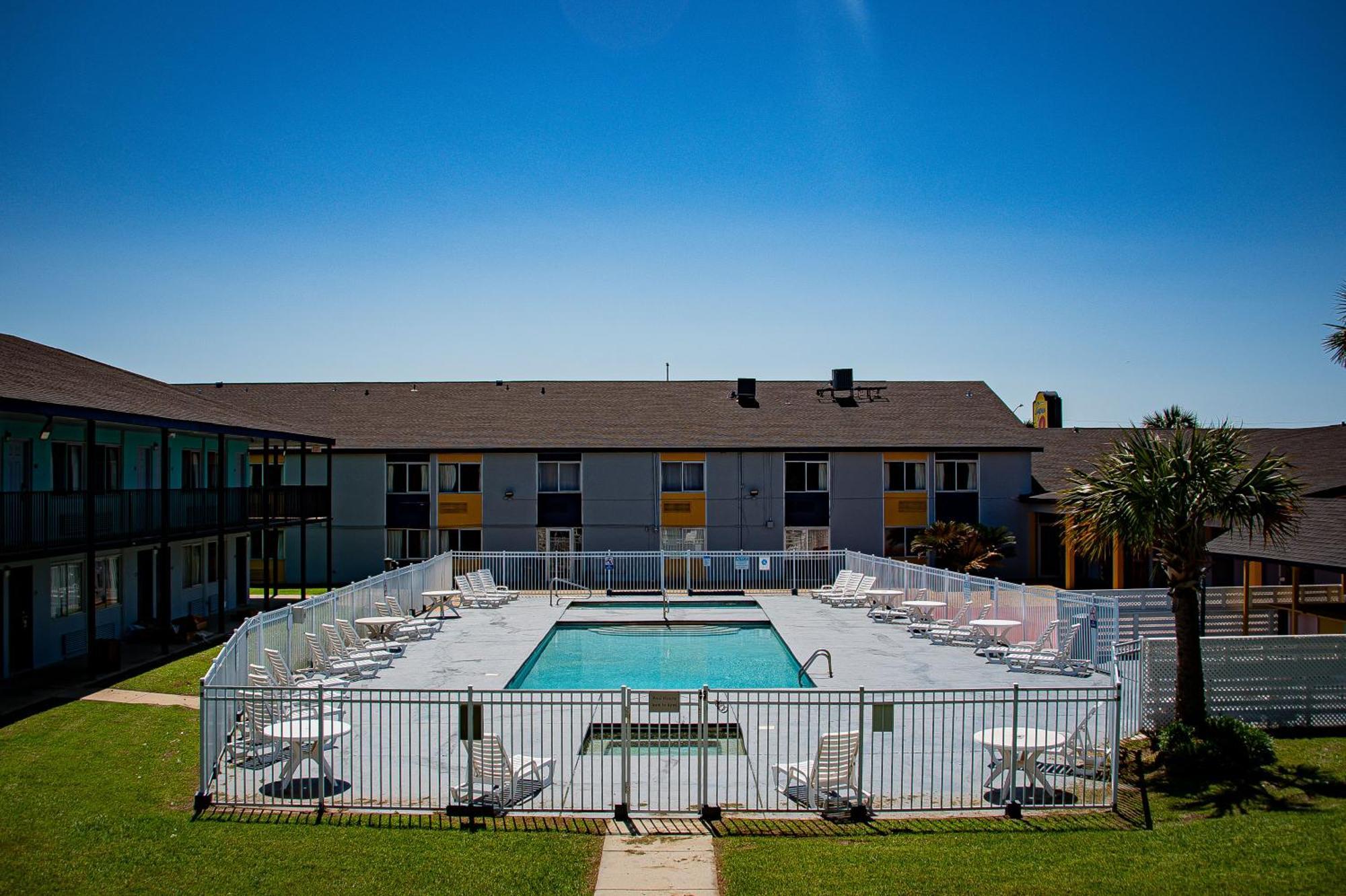 Motel Super 8 By Wyndham Biloxi Zewnętrze zdjęcie
