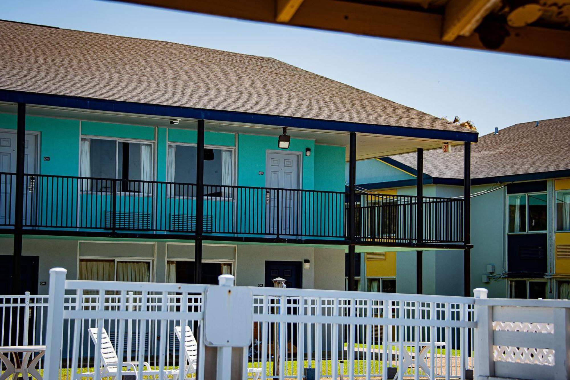 Motel Super 8 By Wyndham Biloxi Zewnętrze zdjęcie
