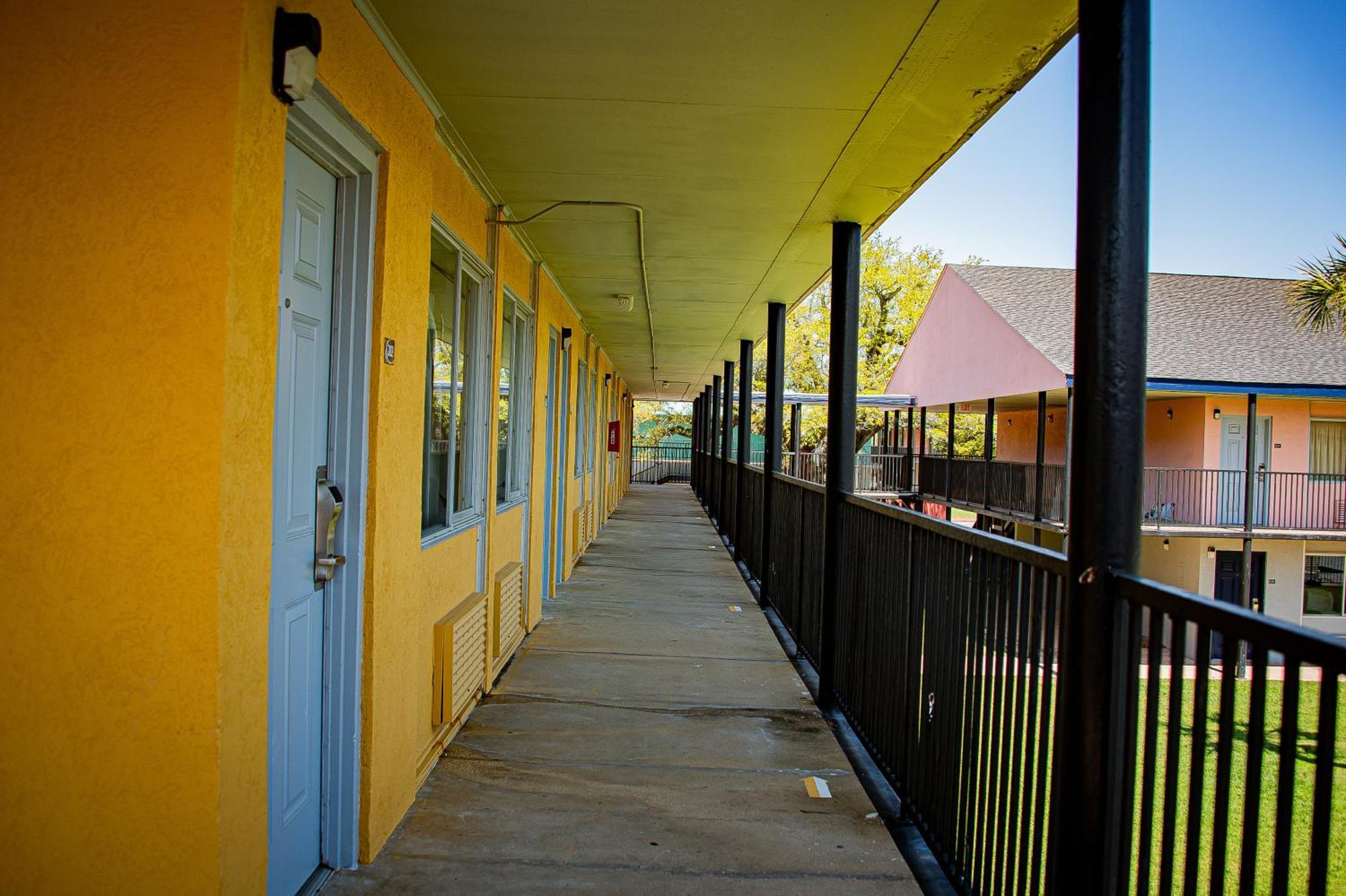 Motel Super 8 By Wyndham Biloxi Zewnętrze zdjęcie